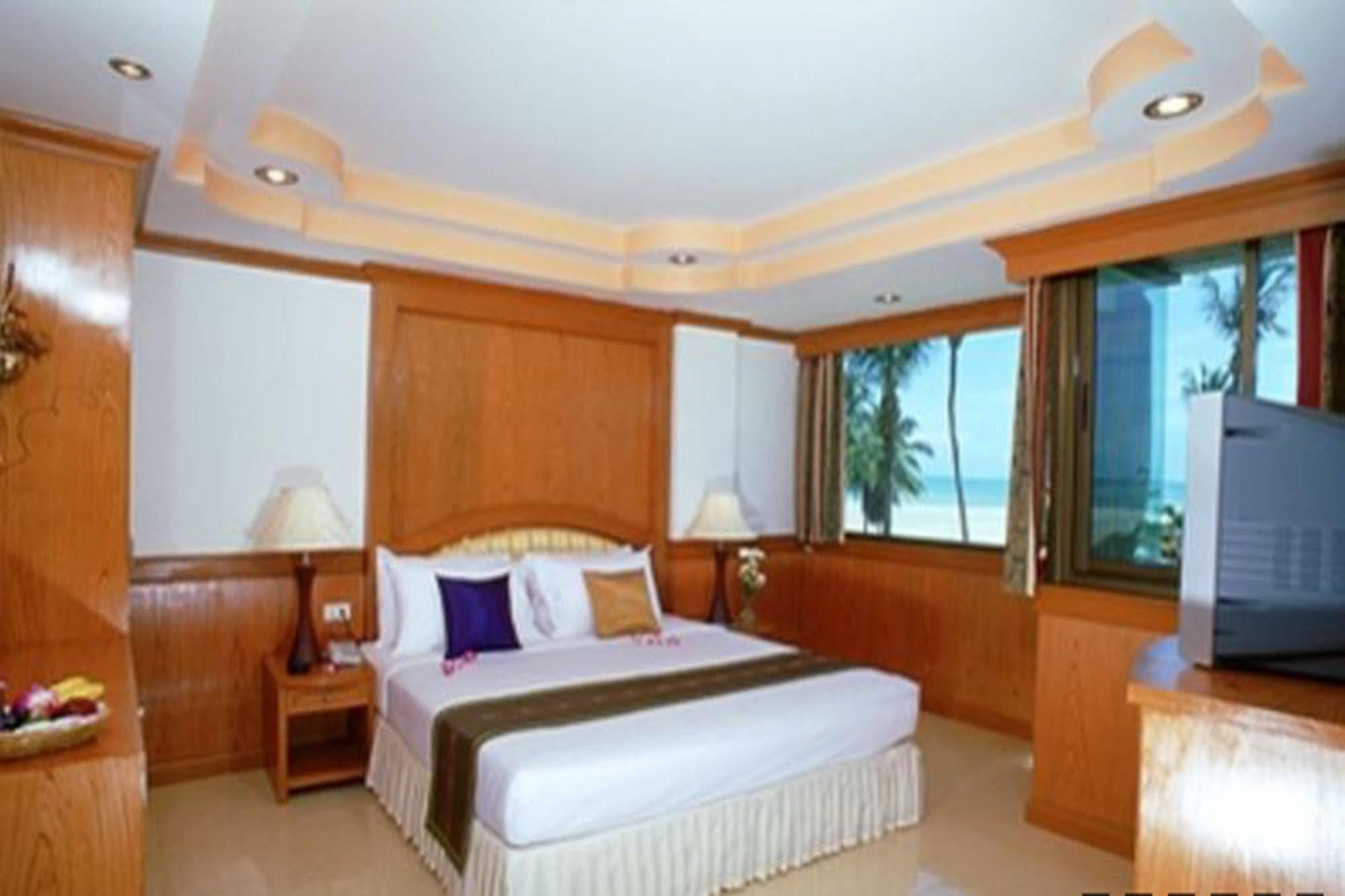 Grand Sea View Beach Resotel リパノイ エクステリア 写真